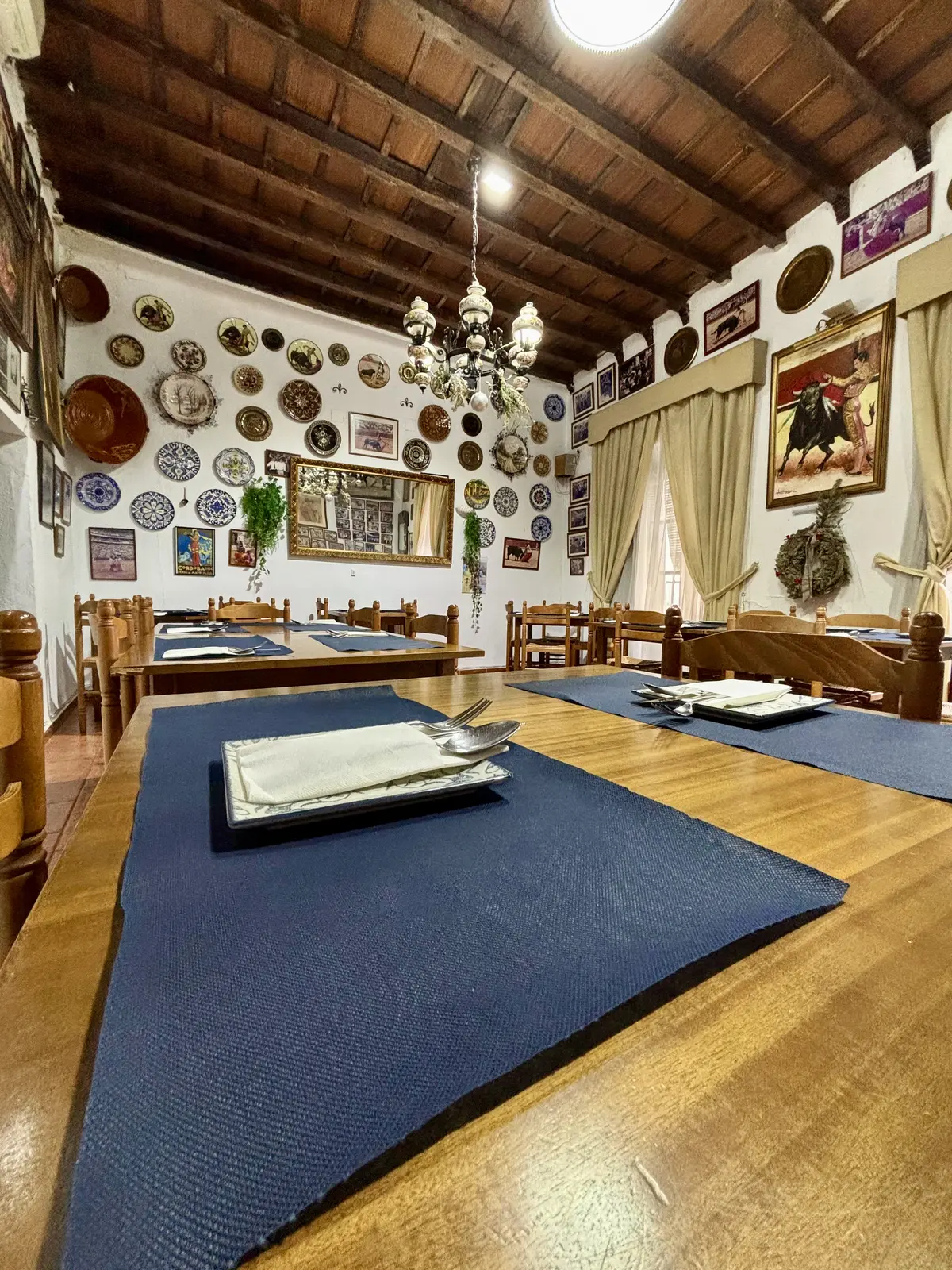 Mesa preparada en el restaurante