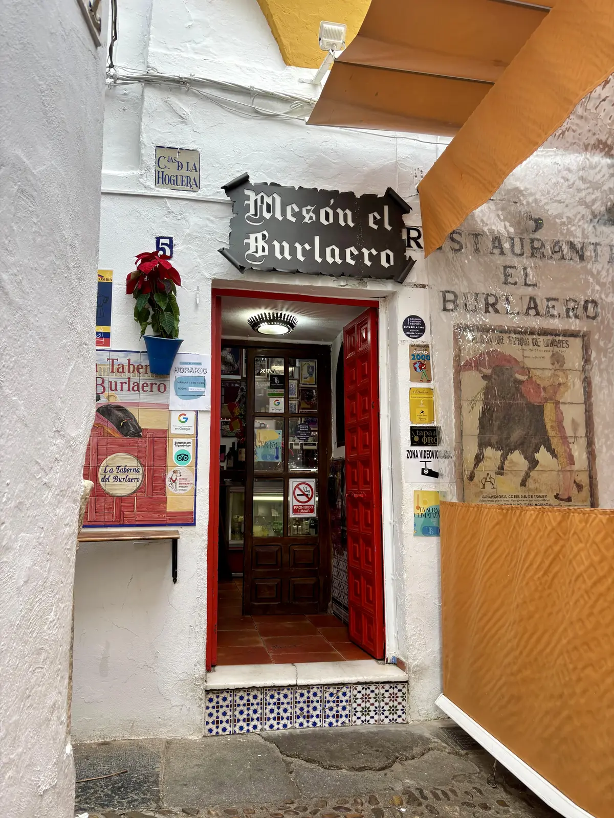 Entrada de Restaurante El Burlaero